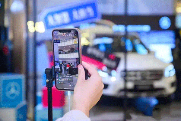軟件開發(fā)定制汽車app 探索汽車之外的生活--手機app開發(fā)深圳東方智啟科技