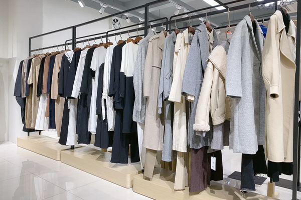 一手服裝批發(fā)手機程序開發(fā)去除中間商--移動APP開發(fā)深圳東方智啟科技